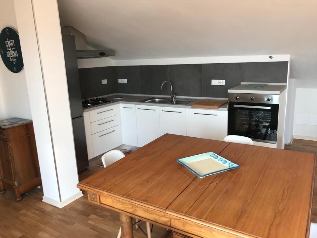 Apartament La Casa Con Vista Di Emma Vezzano Ligure Zewnętrze zdjęcie